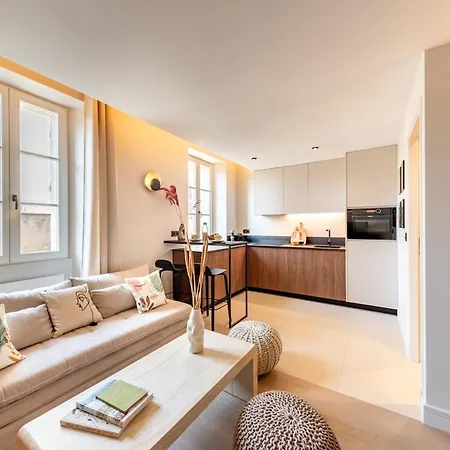 Picasso 3 Chic And Comfort 6 People- Attic Apartment, Offices Apartment Vallauris