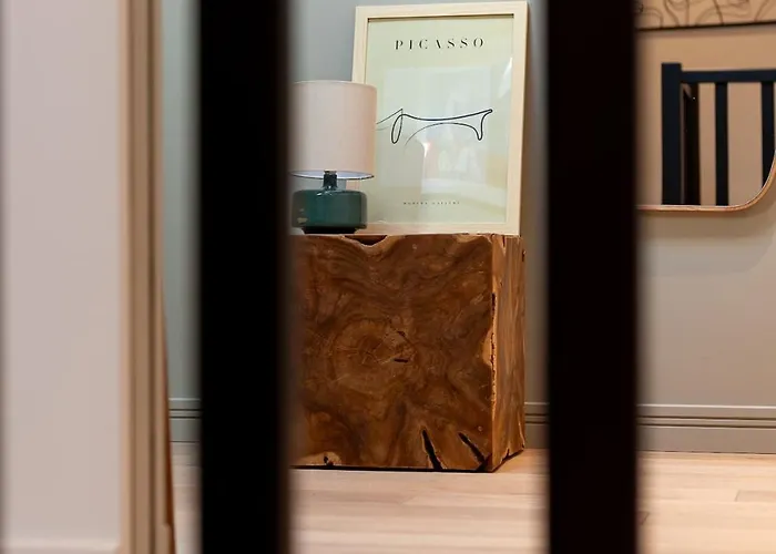 Picasso 3 Chic And Comfort 6 People- Attic Apartment, Offices Apartment *