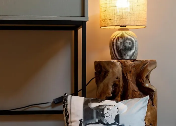 Picasso 3 Chic And Comfort 6 People- Attic Apartment, Offices Apartment